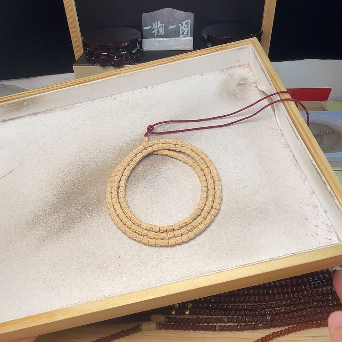 柏香籽/百香籽吊坠D****?