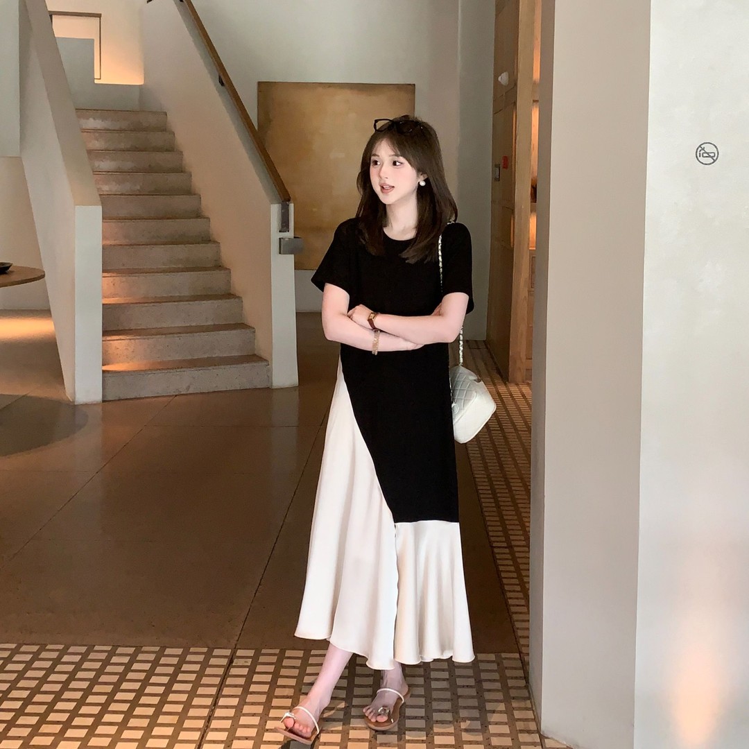 笑咪咪夏季新款不规则拼接遮肉显瘦韩版设计感孕妇哺乳连衣裙