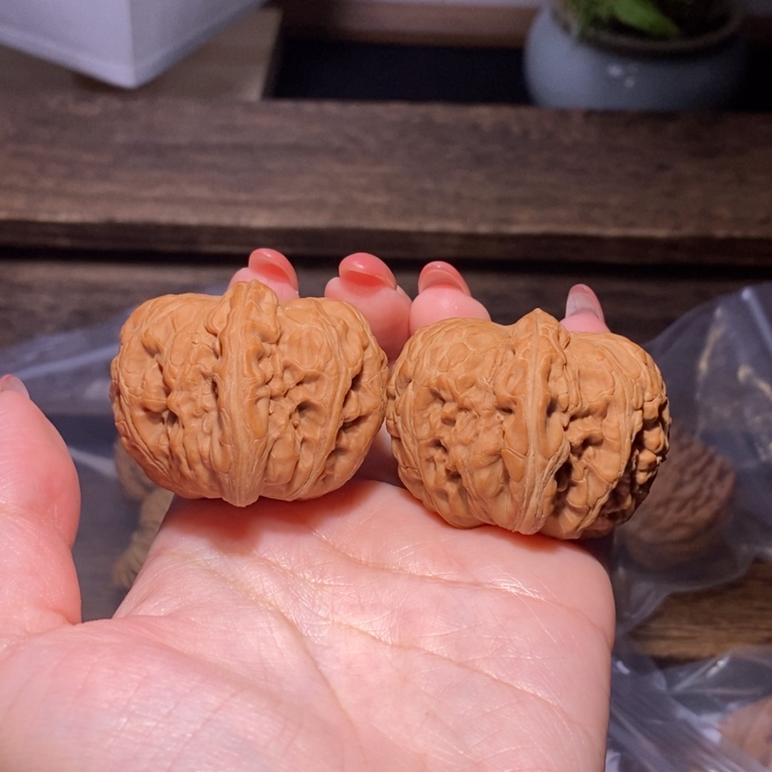 溜****吊坠文玩核桃全品42平谷元宝