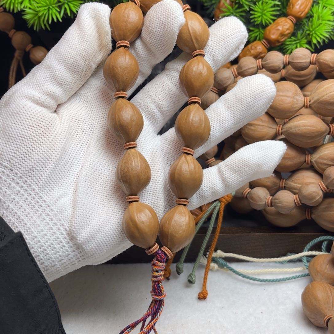 手串/手链橄榄核1.6*2.3三花铁核