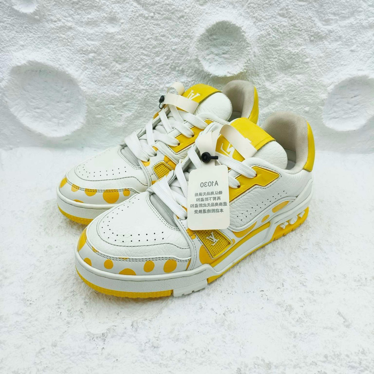 99新 LouisVuitton/路易威登 /36.5码/黄白trainer女款/