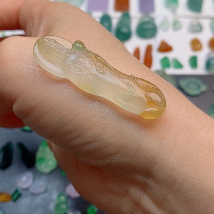 定制翡翠未镶嵌观音