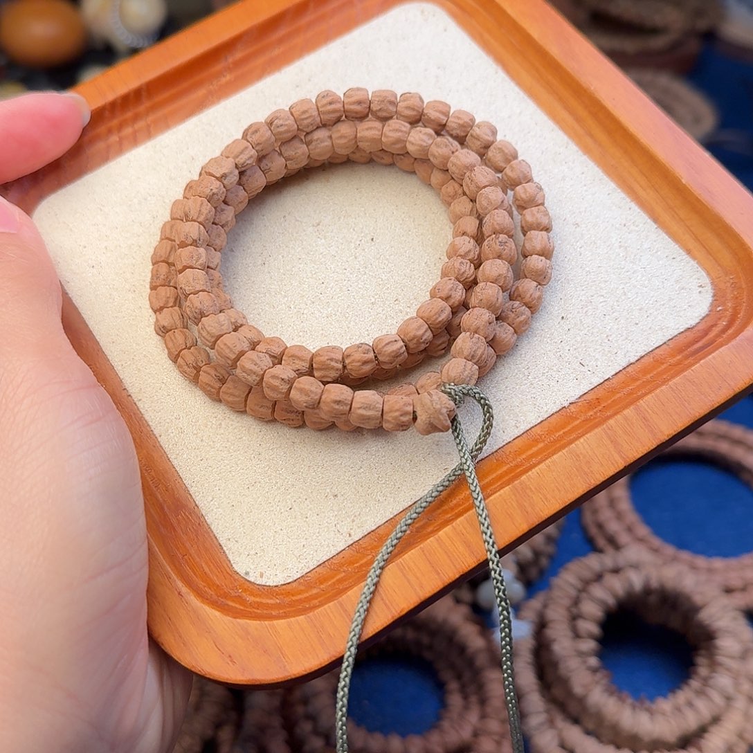 柏香籽/百香籽吊坠