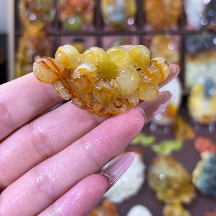 未镶嵌蛇纹石玉颈饰