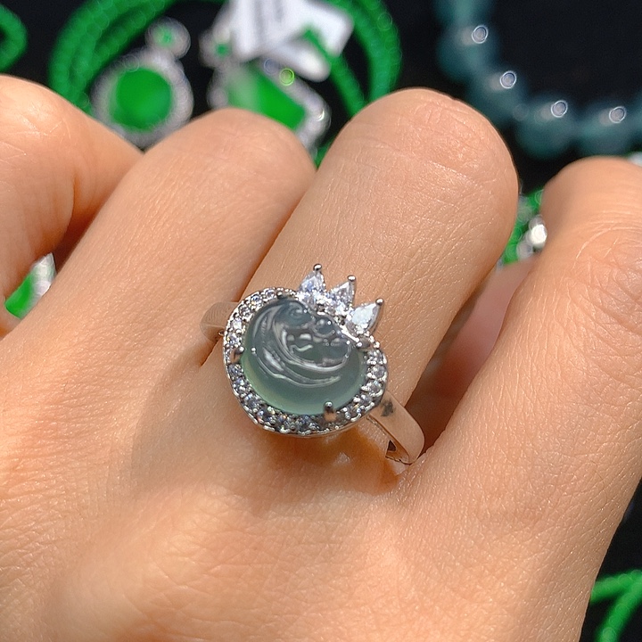 翡翠戒指未镶嵌翡翠