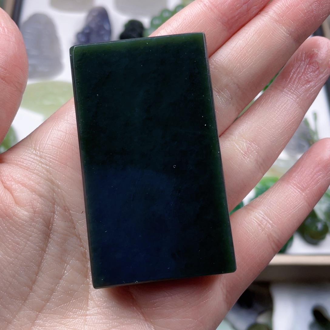 和田玉未镶嵌珠宝半成品