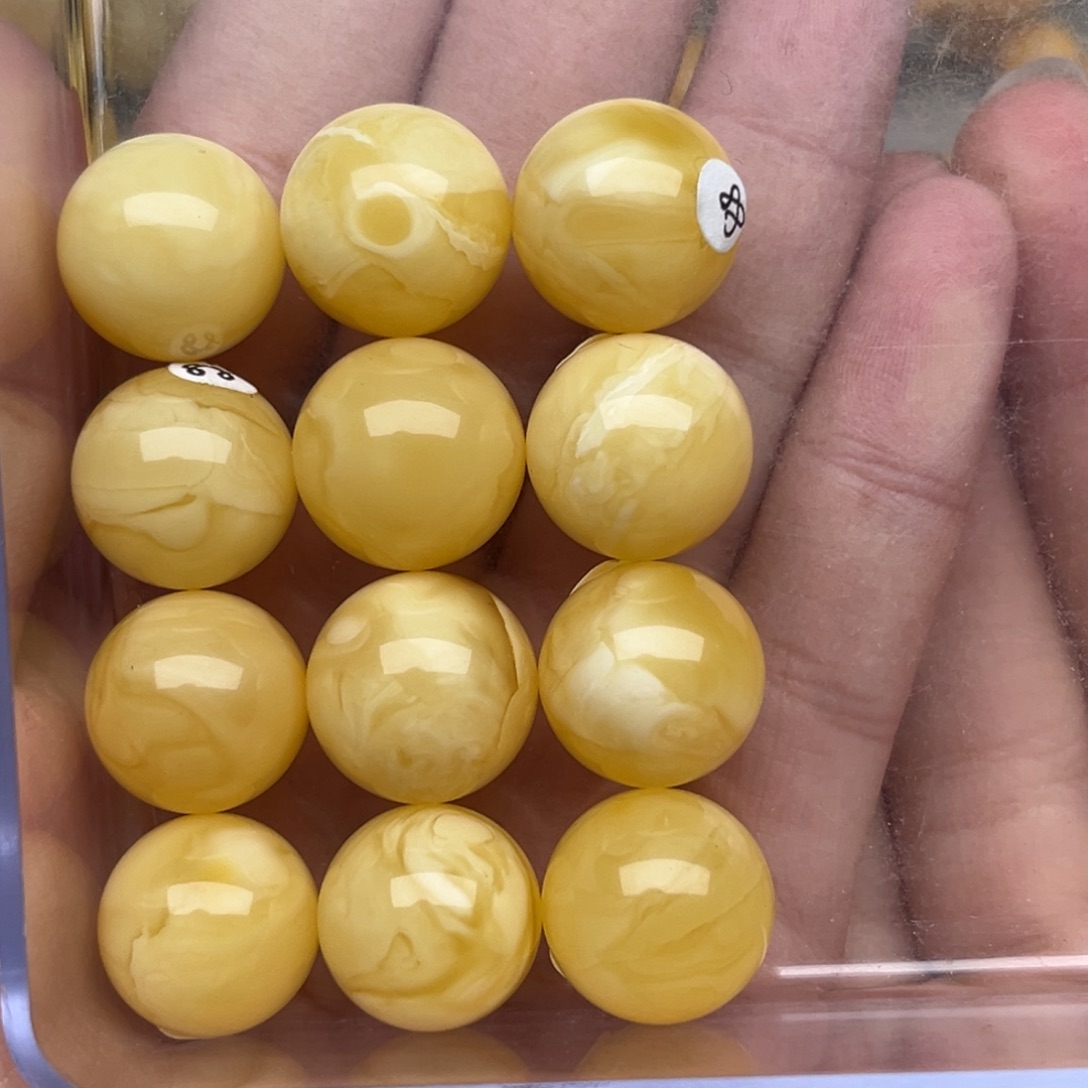 蜜蜡裸石未镶嵌蜜蜡15+