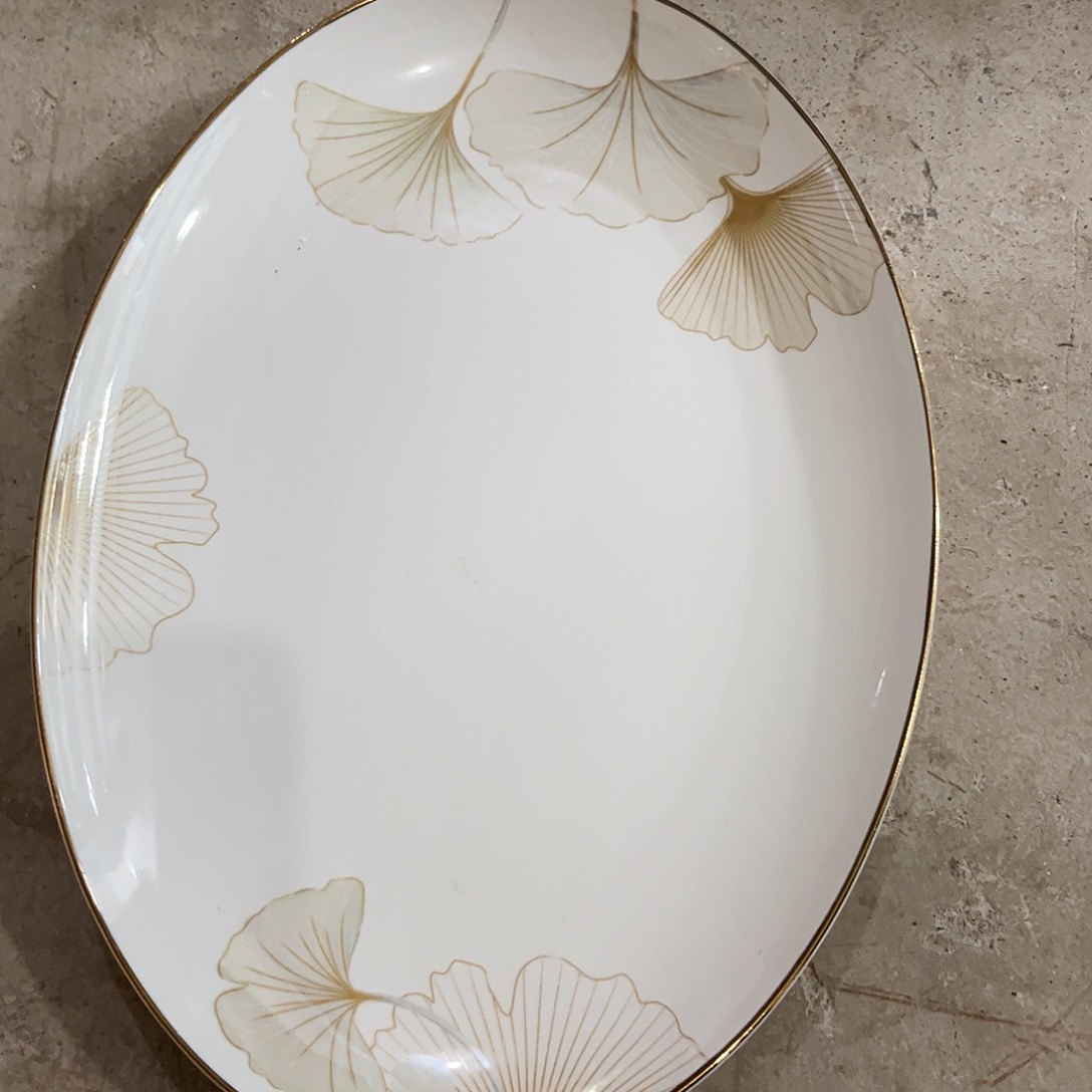 瓷片银杏鱼盘一个微瑕