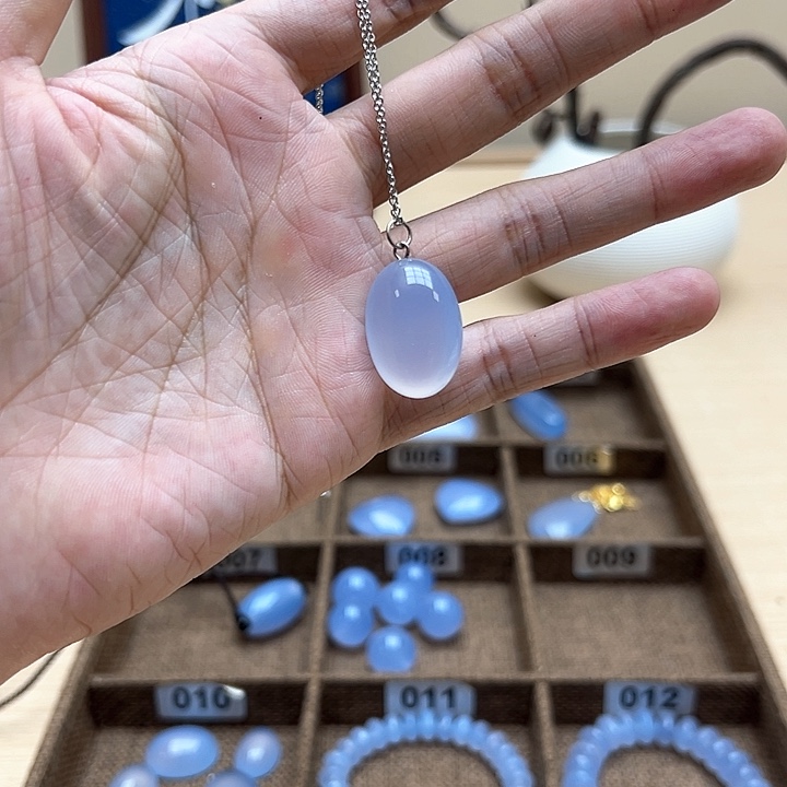 未镶嵌玛瑙/玉髓珠宝奇石