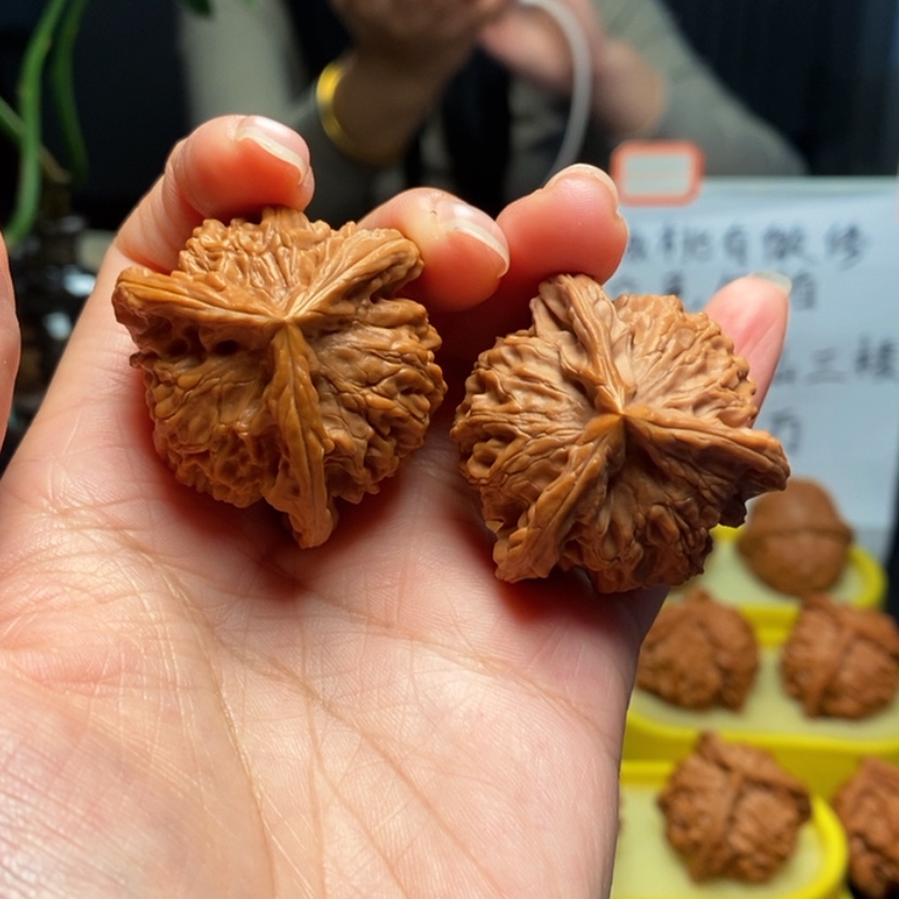 【闪购商品】把件桃核尾*高20号三棱，