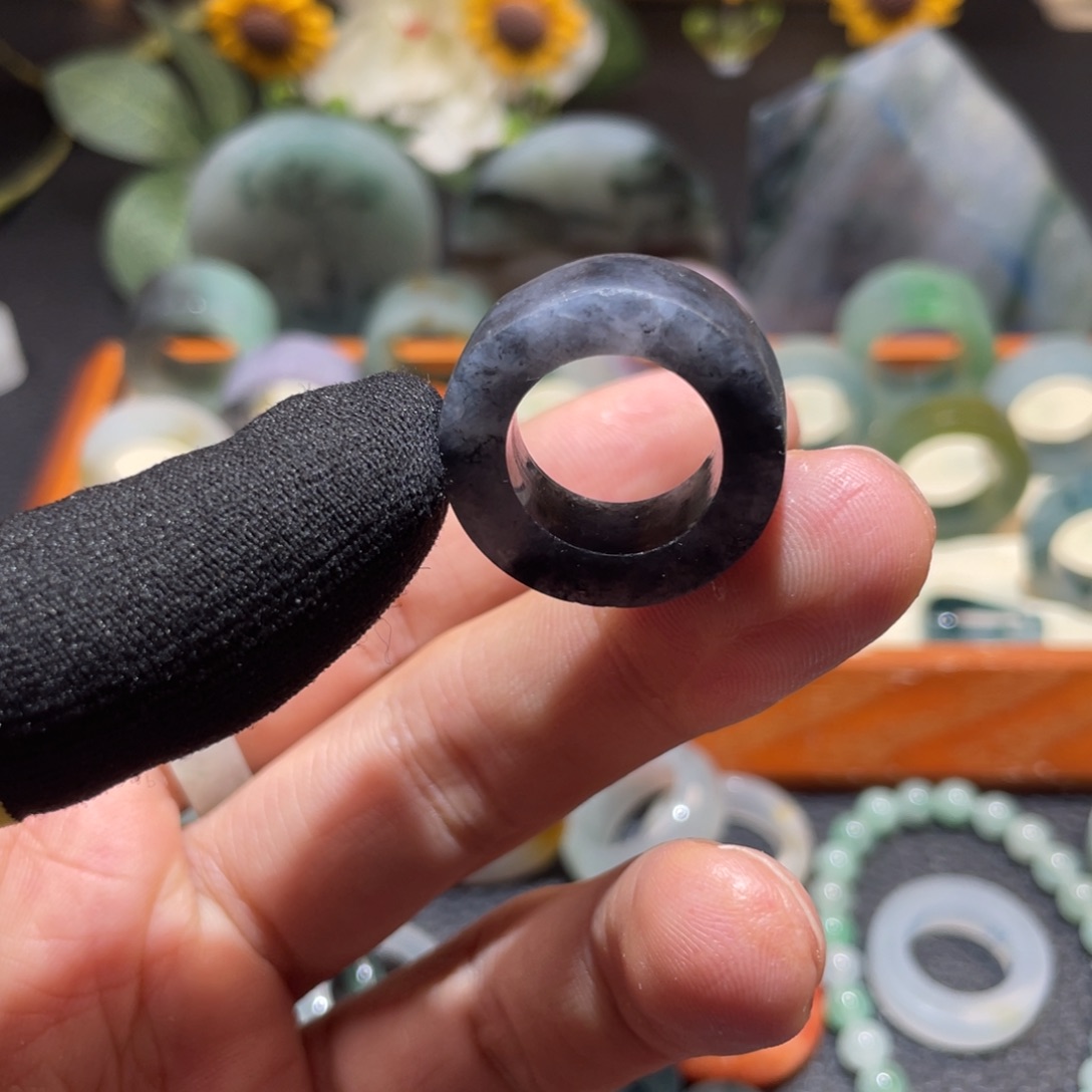 定制翡翠未镶嵌天然翡翠