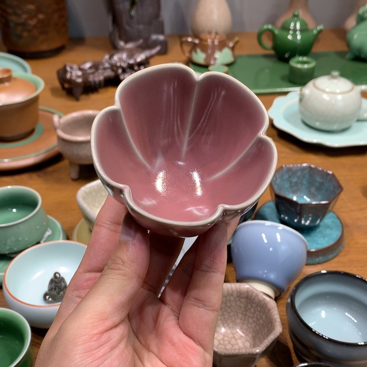 龙泉青瓷手工花瓣杯