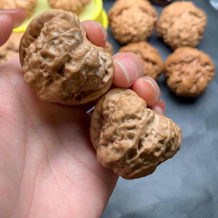 文玩核桃吊坠蛤蟆