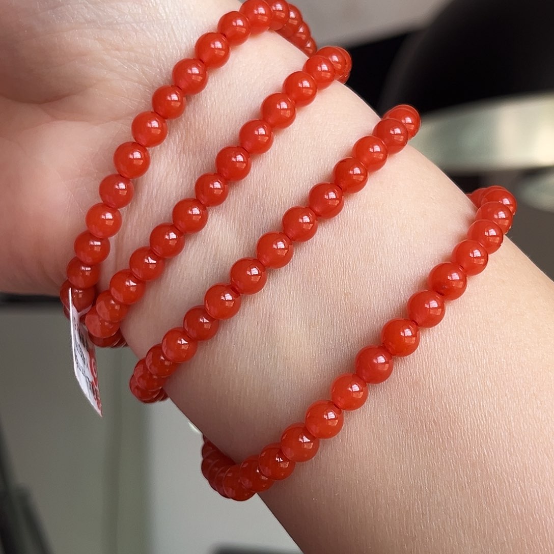 南红玛瑙未镶嵌原矿5.5mm