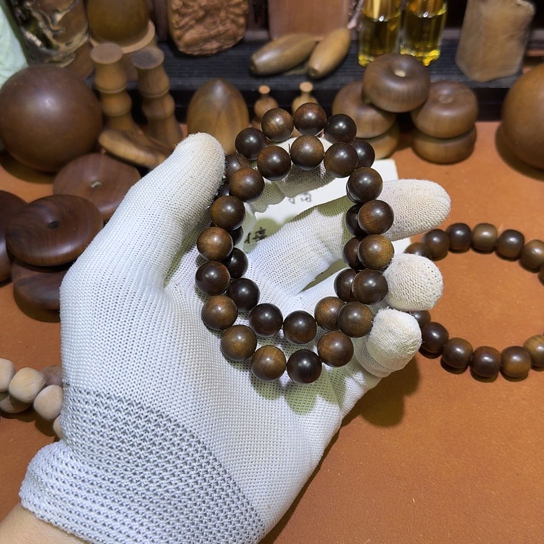 檀香木百年老山檀1.2×17颗黑横沉