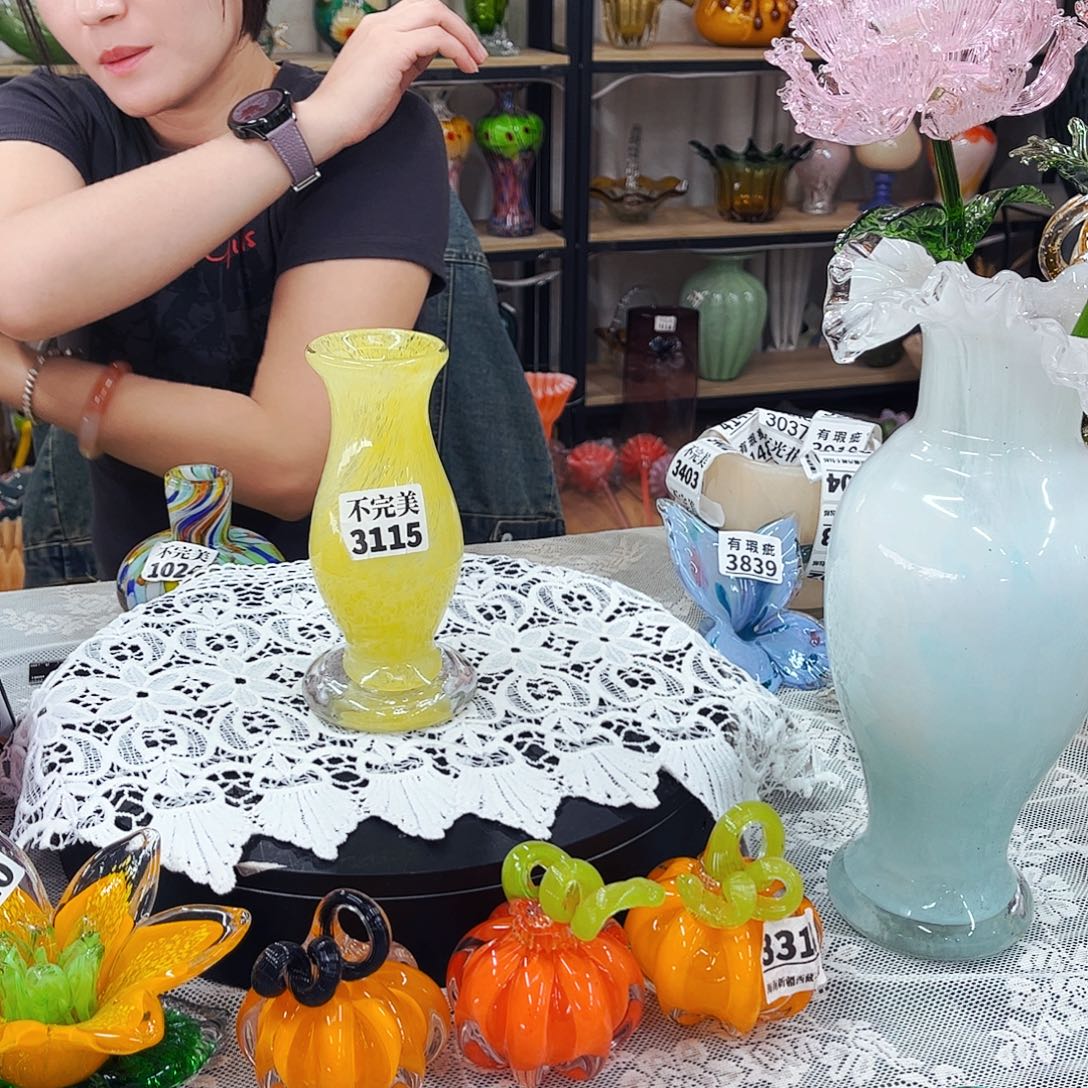 3115 家悦琉璃工艺品不完美
