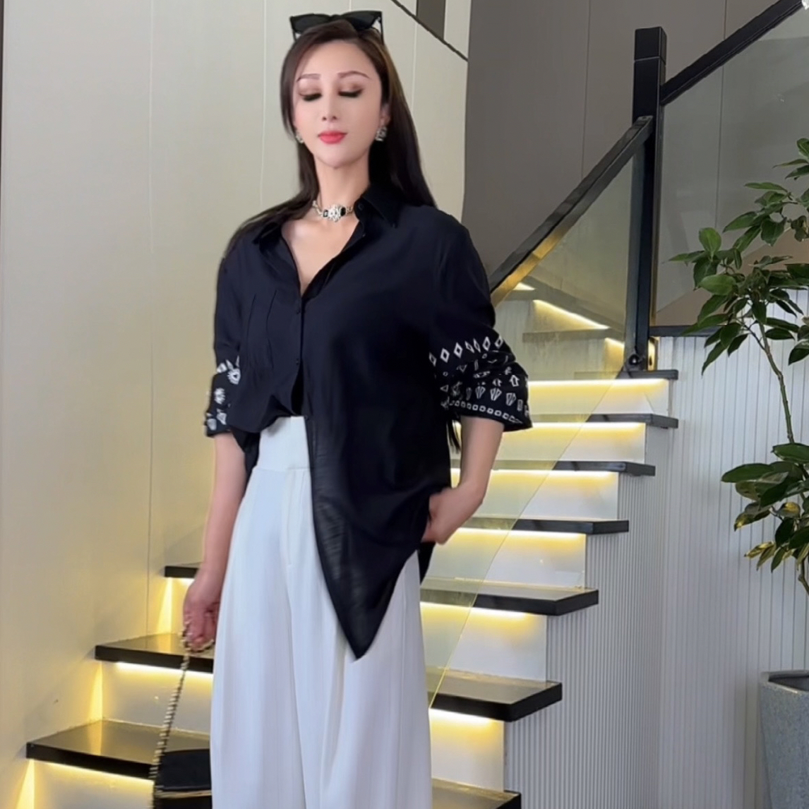 设计师款高端女装春秋款镂空刺绣衬衫时尚百搭