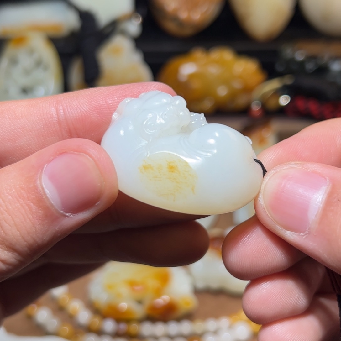 和田玉新疆未镶嵌