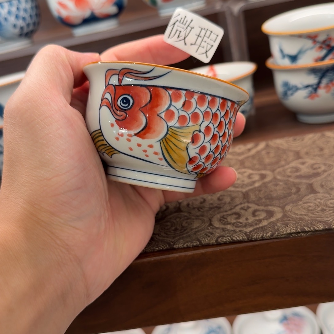 釉下手绘茶具微瑕