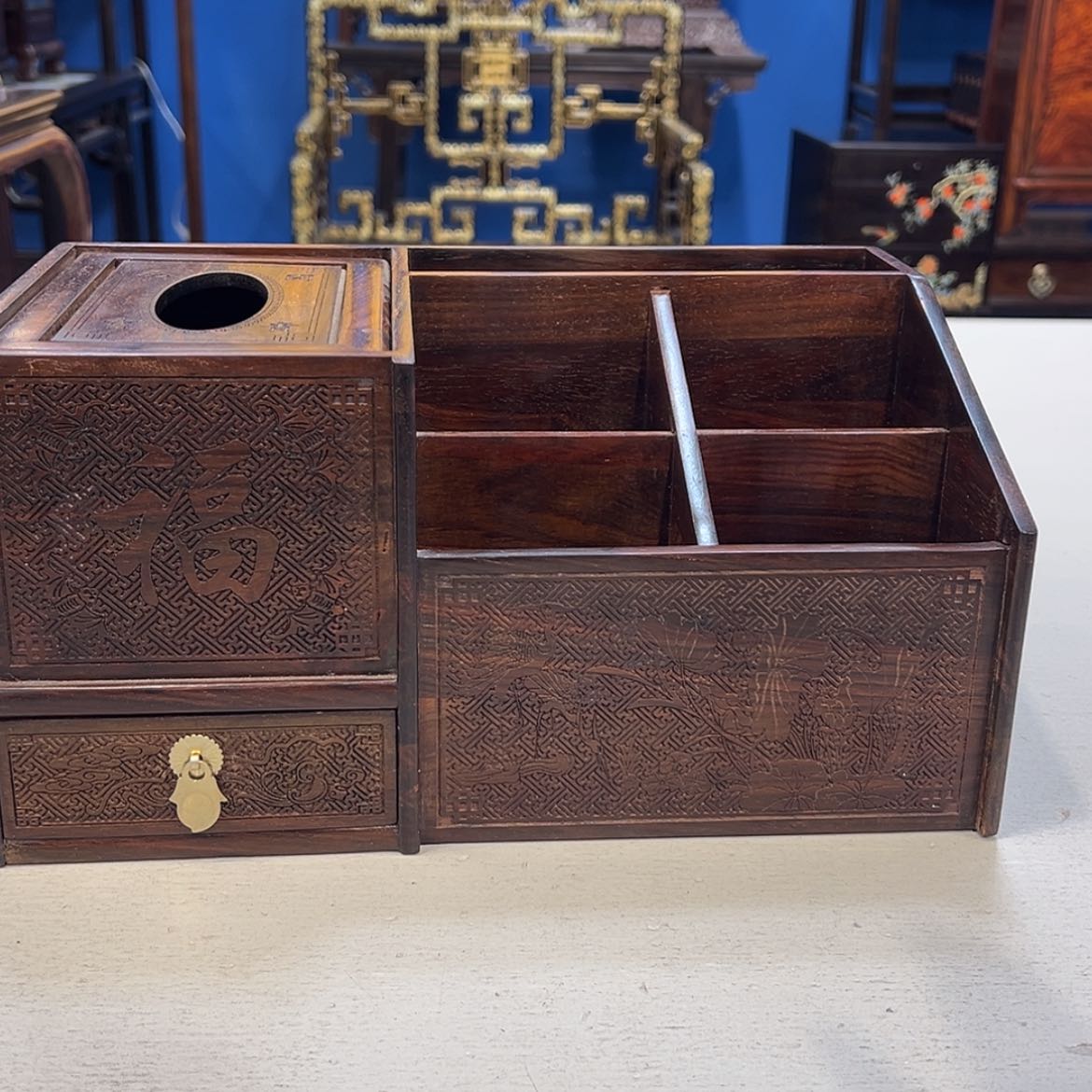 【闪购商品】红酸枝木类成套家具纸巾盒