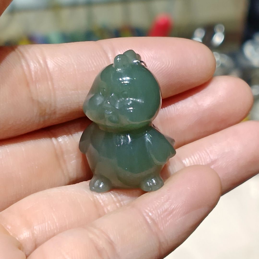 和田玉颈饰未镶嵌生肖鸡吊坠