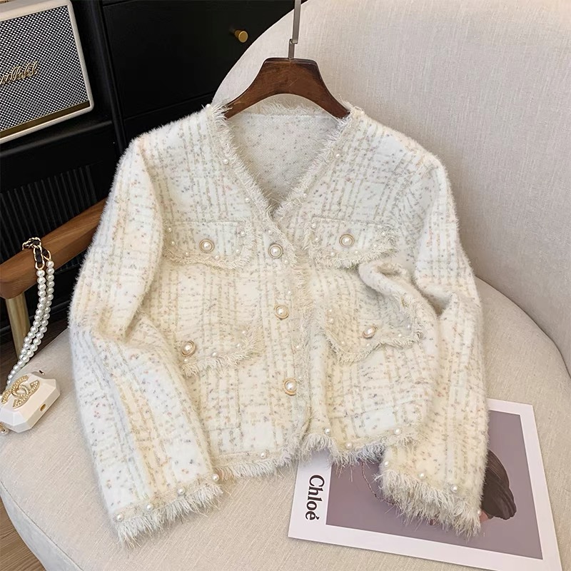 B701-B710简约风常规款女秋冬气质时尚单排扣小香风上衣短外套