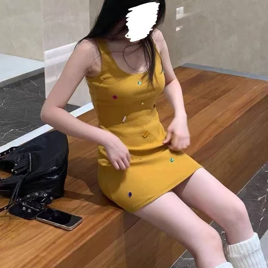 [胖鹅张]多巴胺彩色钉钻无袖连衣裙 #3719[实物以直播间展示为准]
