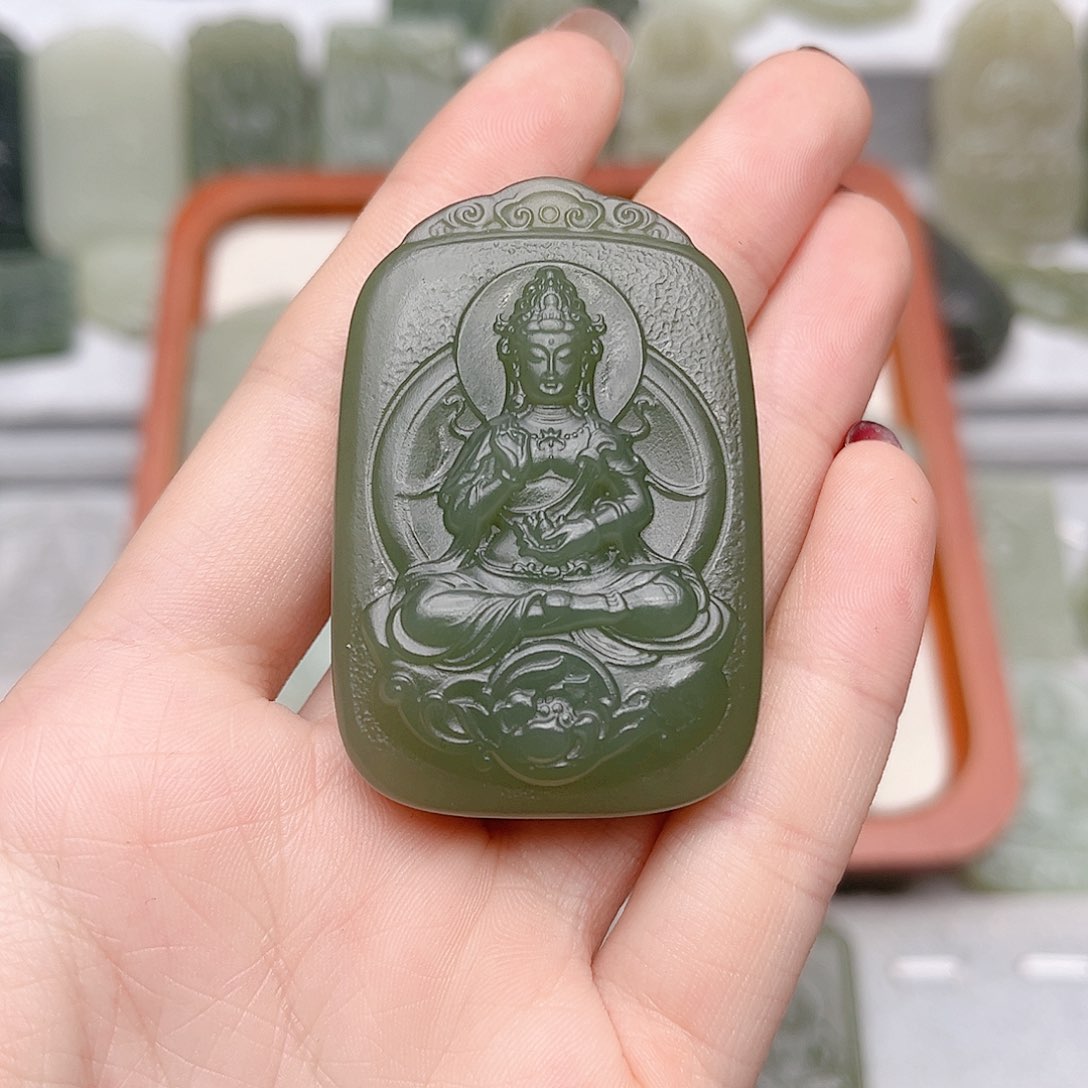 和田玉未镶嵌颈饰花**圆