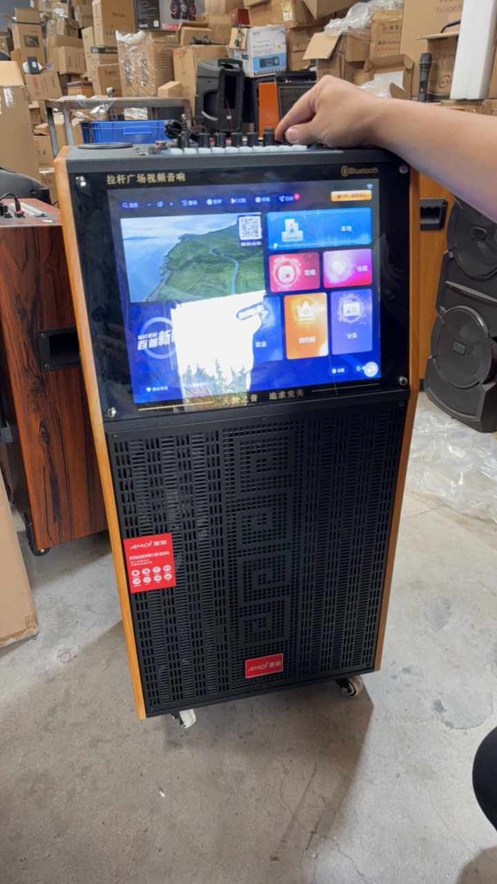 9新  视频机，电池坏，会员不保，不包邮，裸机没有任何配件