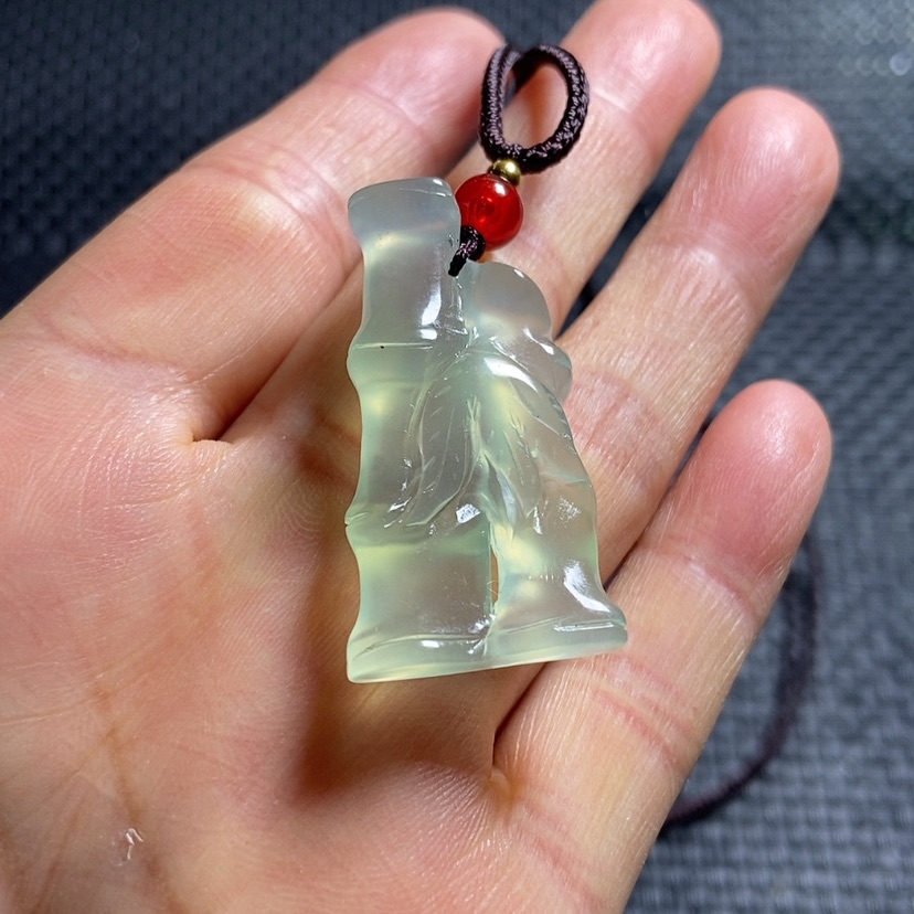 【闪购商品】蛇纹石玉未镶嵌颈饰