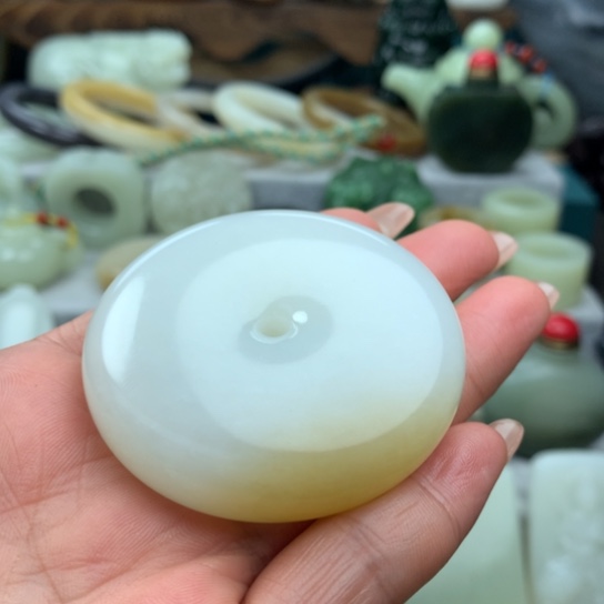 和田玉挂件未镶嵌