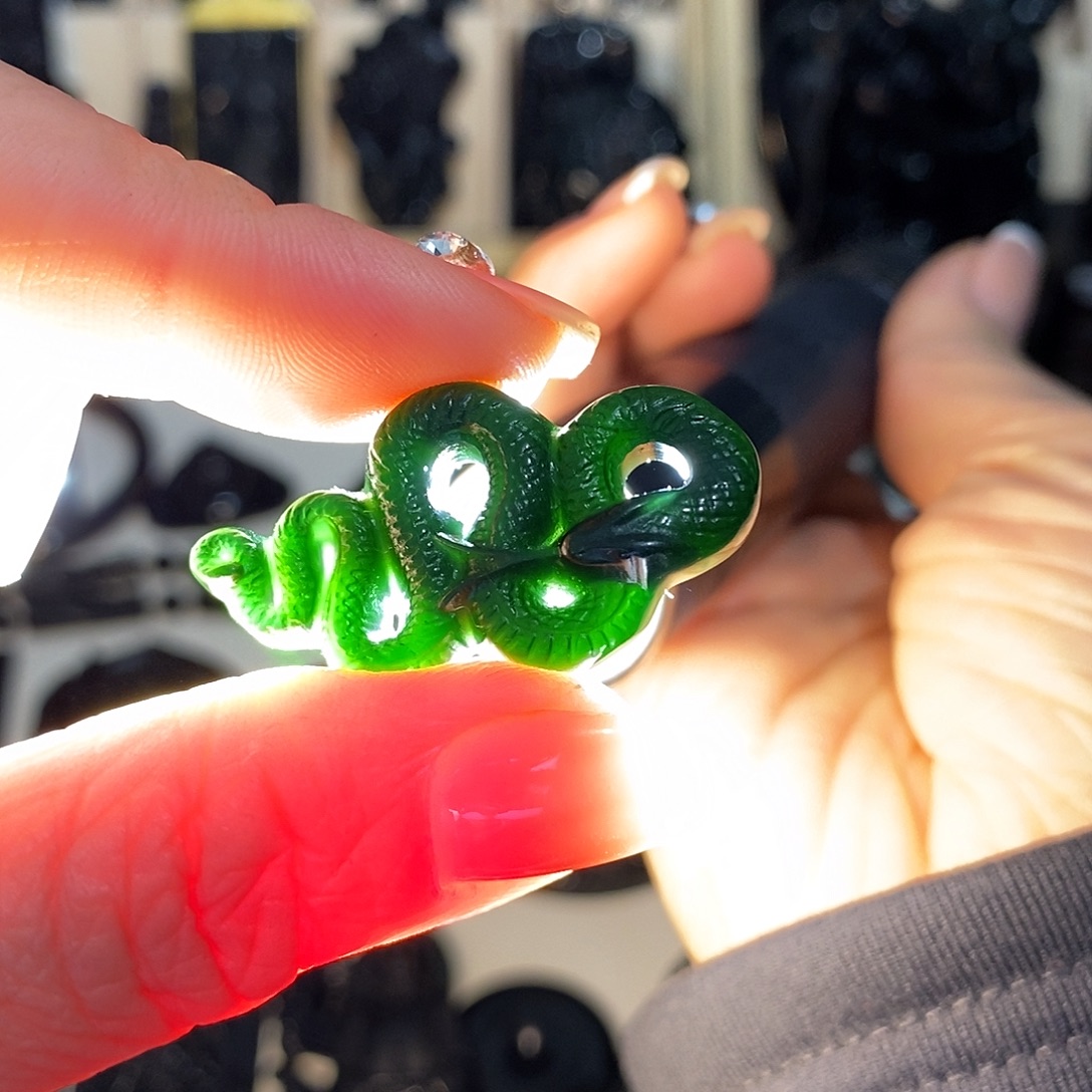 岫玉未镶嵌纯天然岫玉颈饰