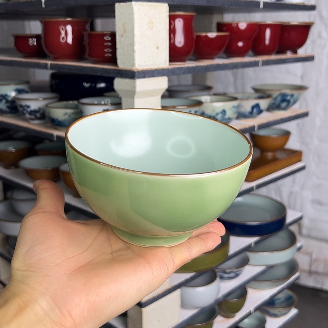 豆青饭碗不开片杯
