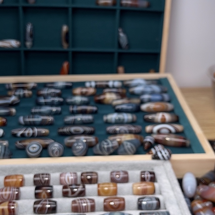 佛***哥玛瑙/玉髓合金珠宝奇石