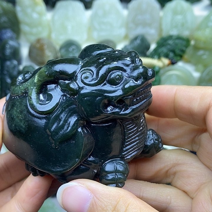 颈饰未镶嵌和田玉无**悔