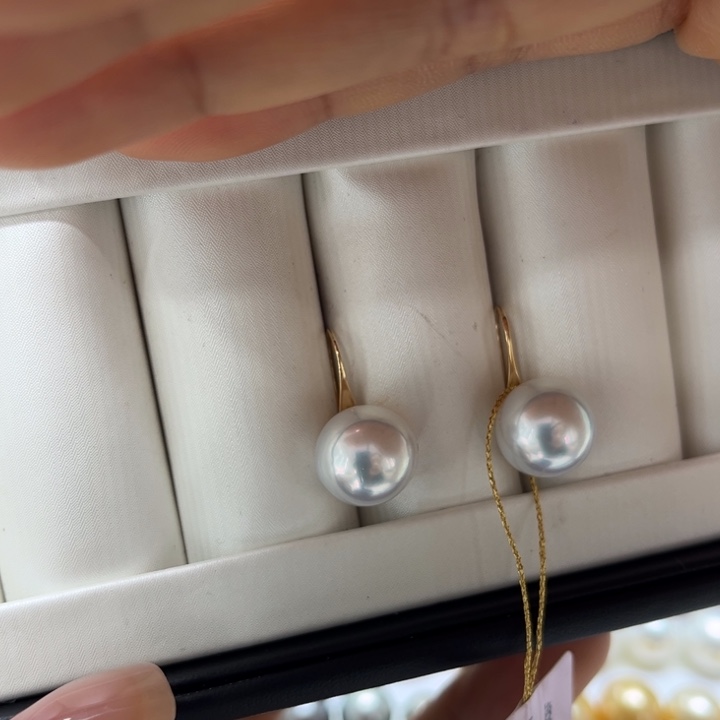 海水珍珠耳饰18K金镶嵌11-12mm