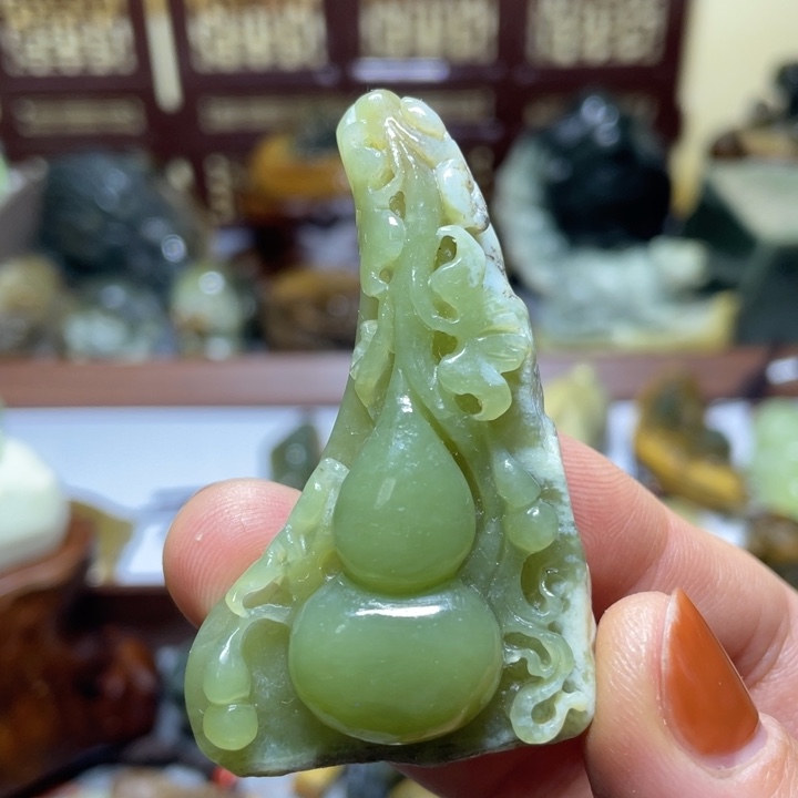 【闪购商品】岫岩河磨玉（透闪石质玉）挂件未镶嵌
