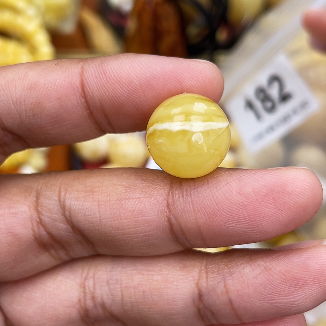 蜜蜡未镶嵌珠宝奇石15.3一线天