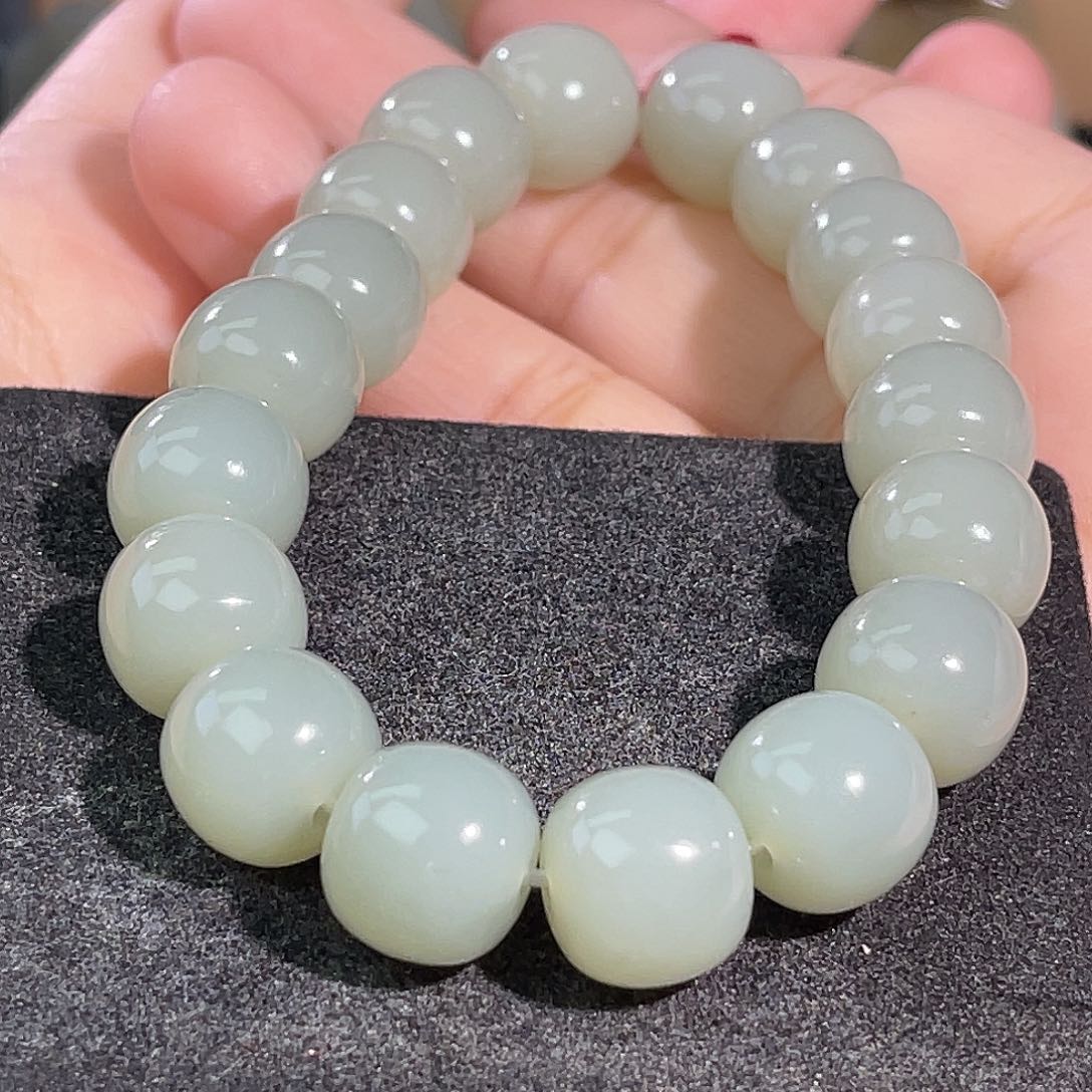 人***涯和田玉未镶嵌手串