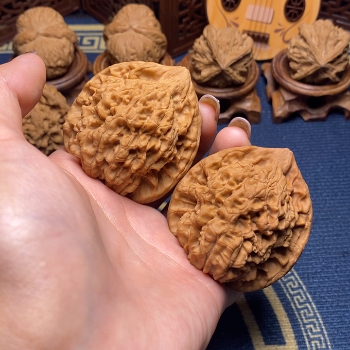 文玩核桃把件48帽子