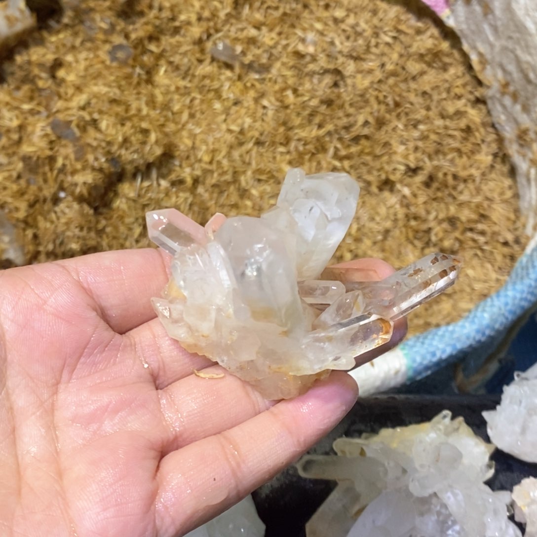 水晶原石摆件未镶嵌水晶