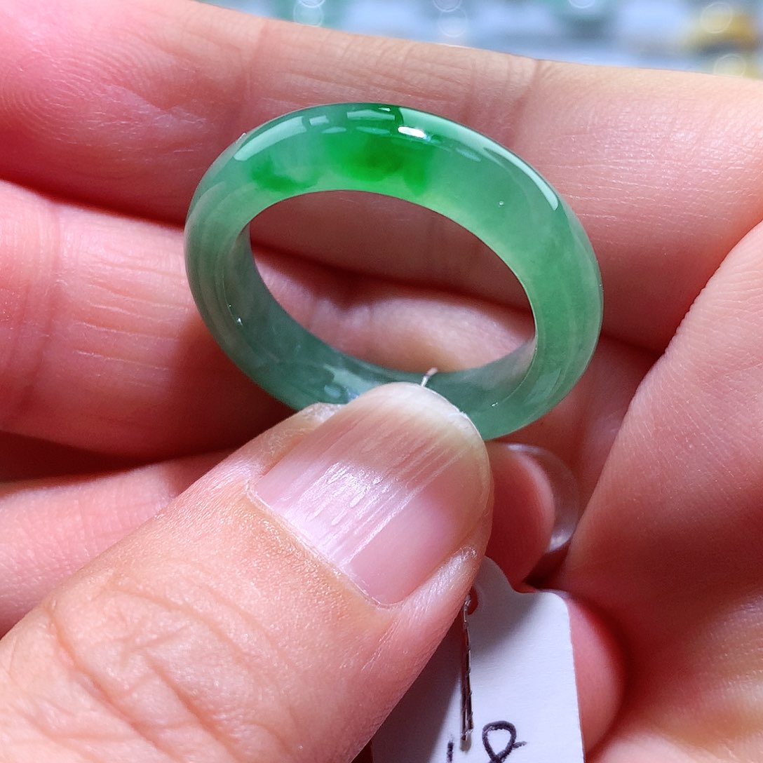 翡翠戒指未镶嵌18号