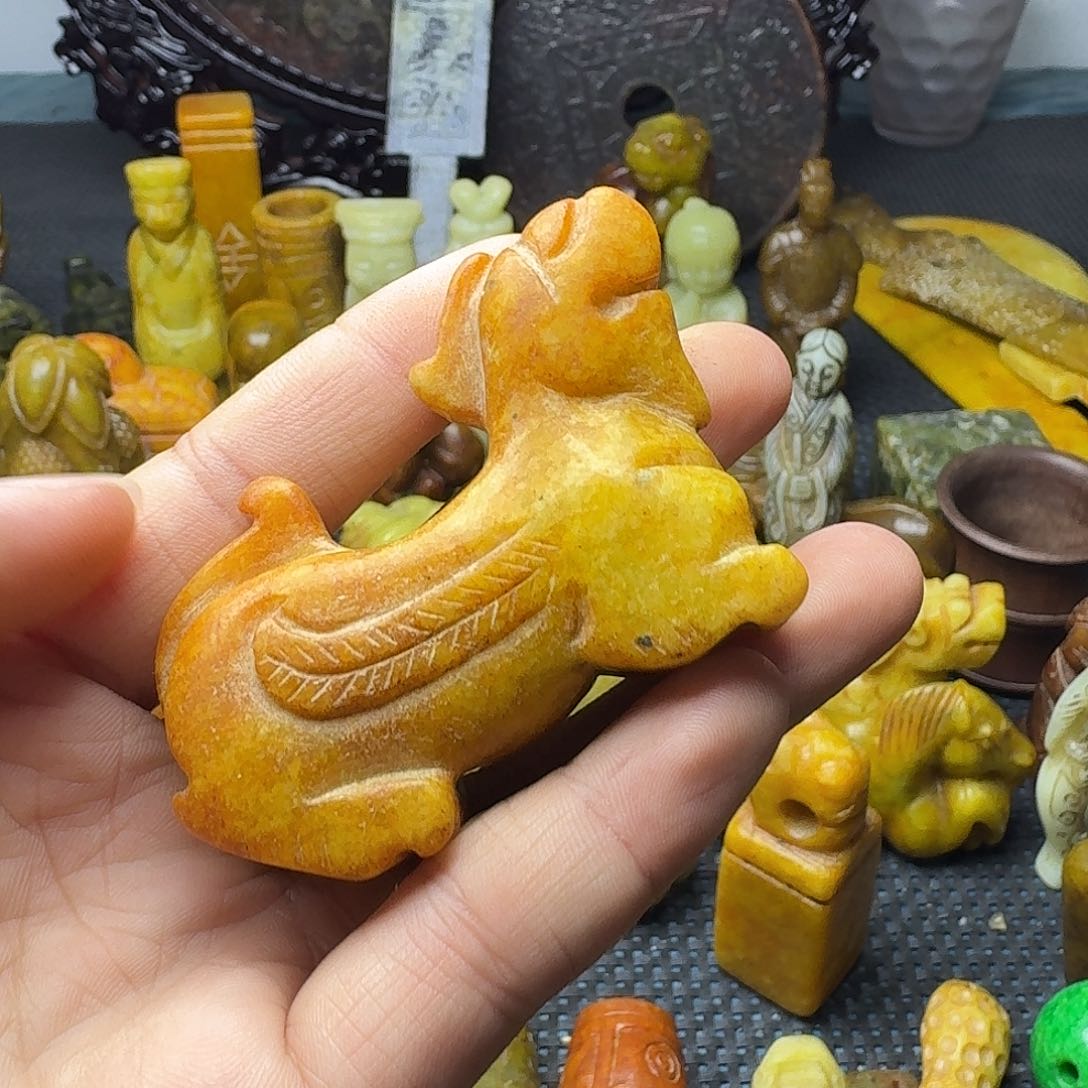 白玉菩提吊坠。。。