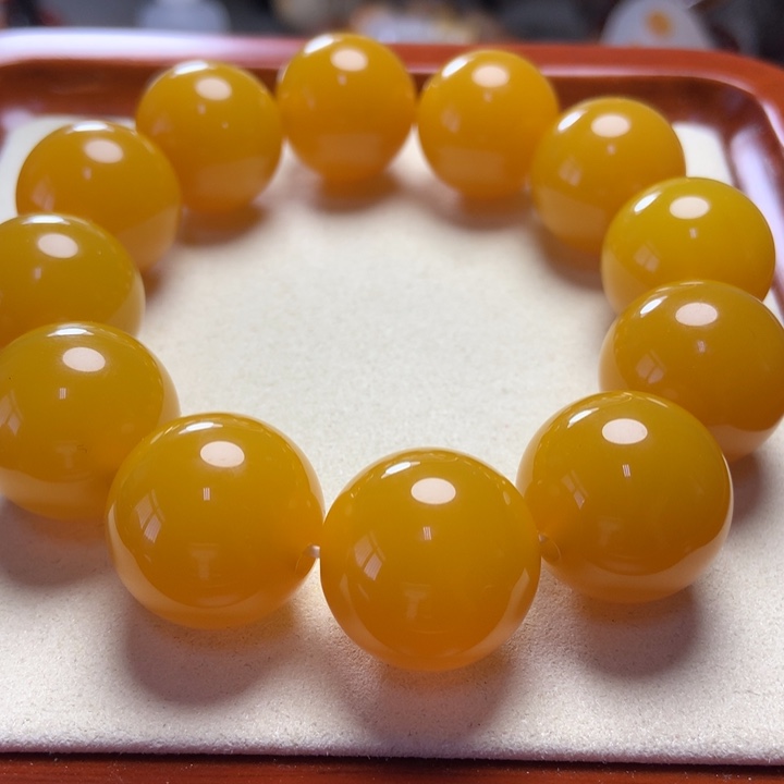 玛瑙/玉髓手串未镶嵌鸡油黄