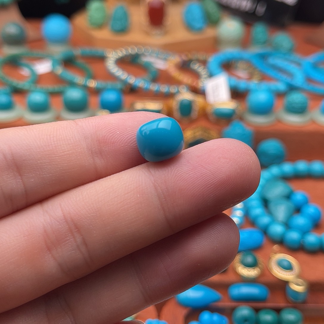 未镶嵌绿松石珠宝奇石