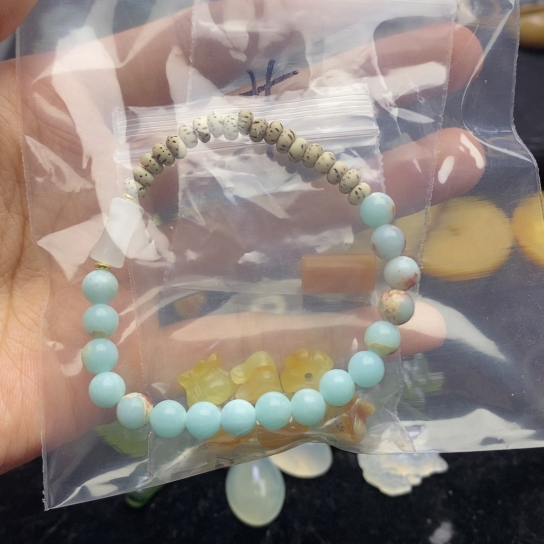 萍***姐蛇纹石玉未镶嵌手镯