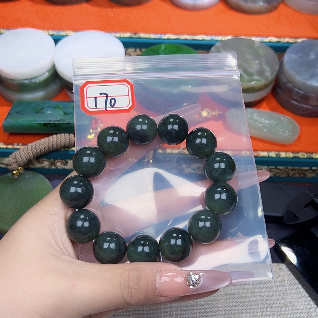 和田玉珠宝半成品未镶嵌