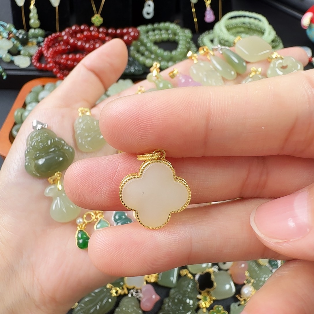 和田玉（青玉）银S925镶嵌颈饰