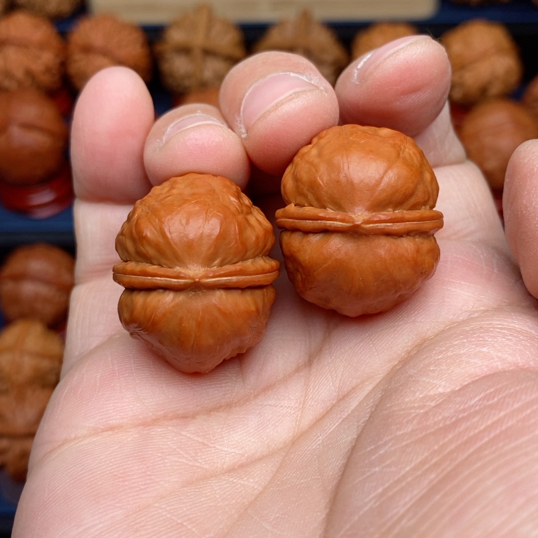 把件文玩核桃手捻元宝墩