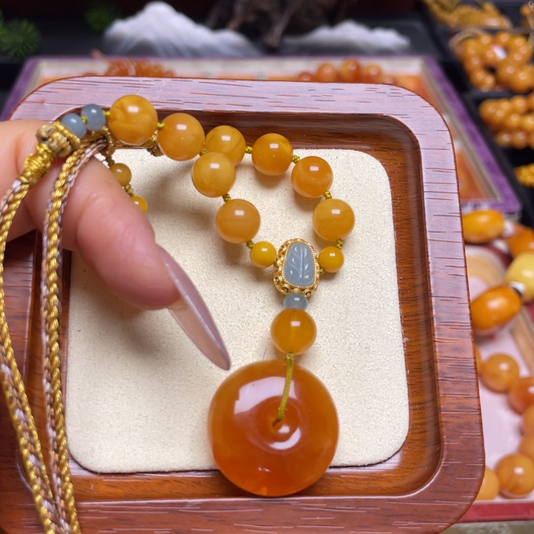 蜜蜡颈饰未镶嵌项链